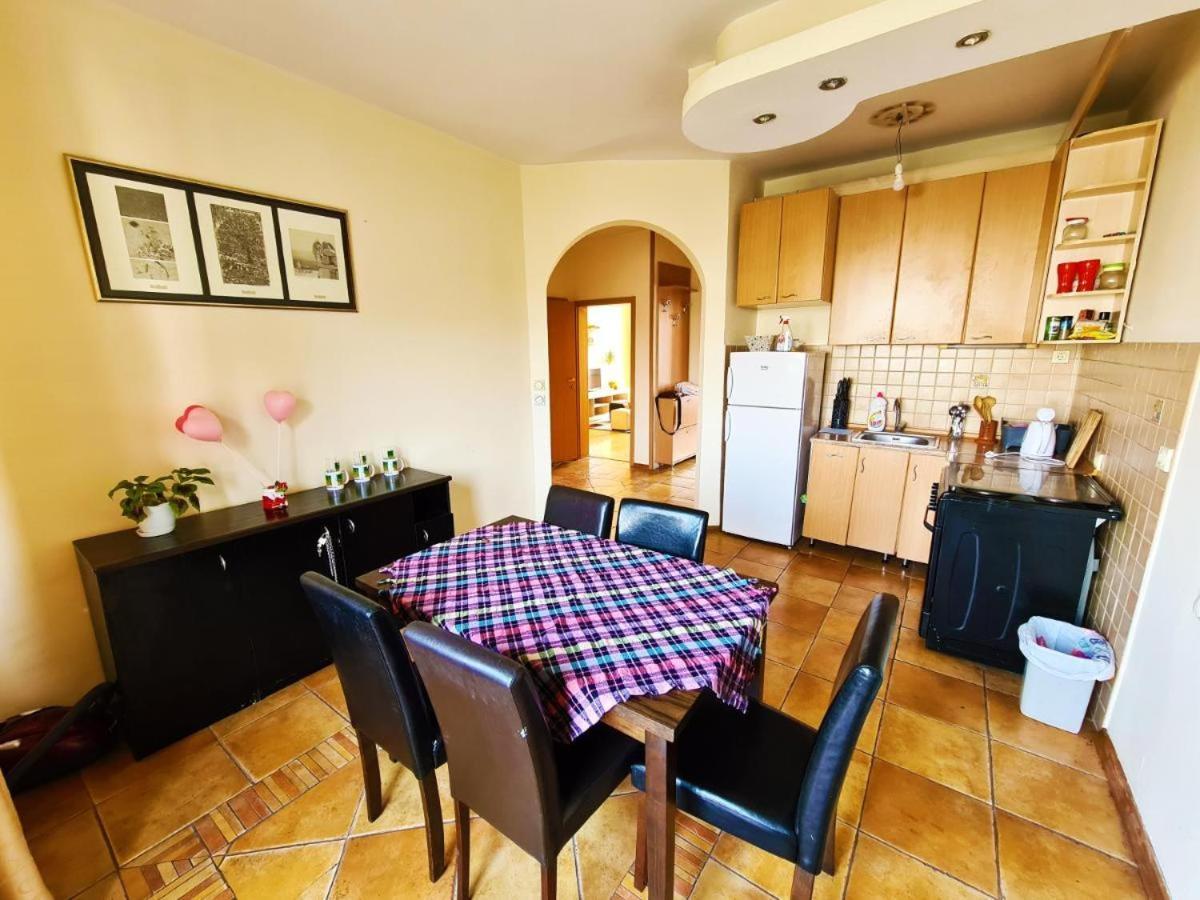 Fantazy Apartment Main Square Skopje Extérieur photo