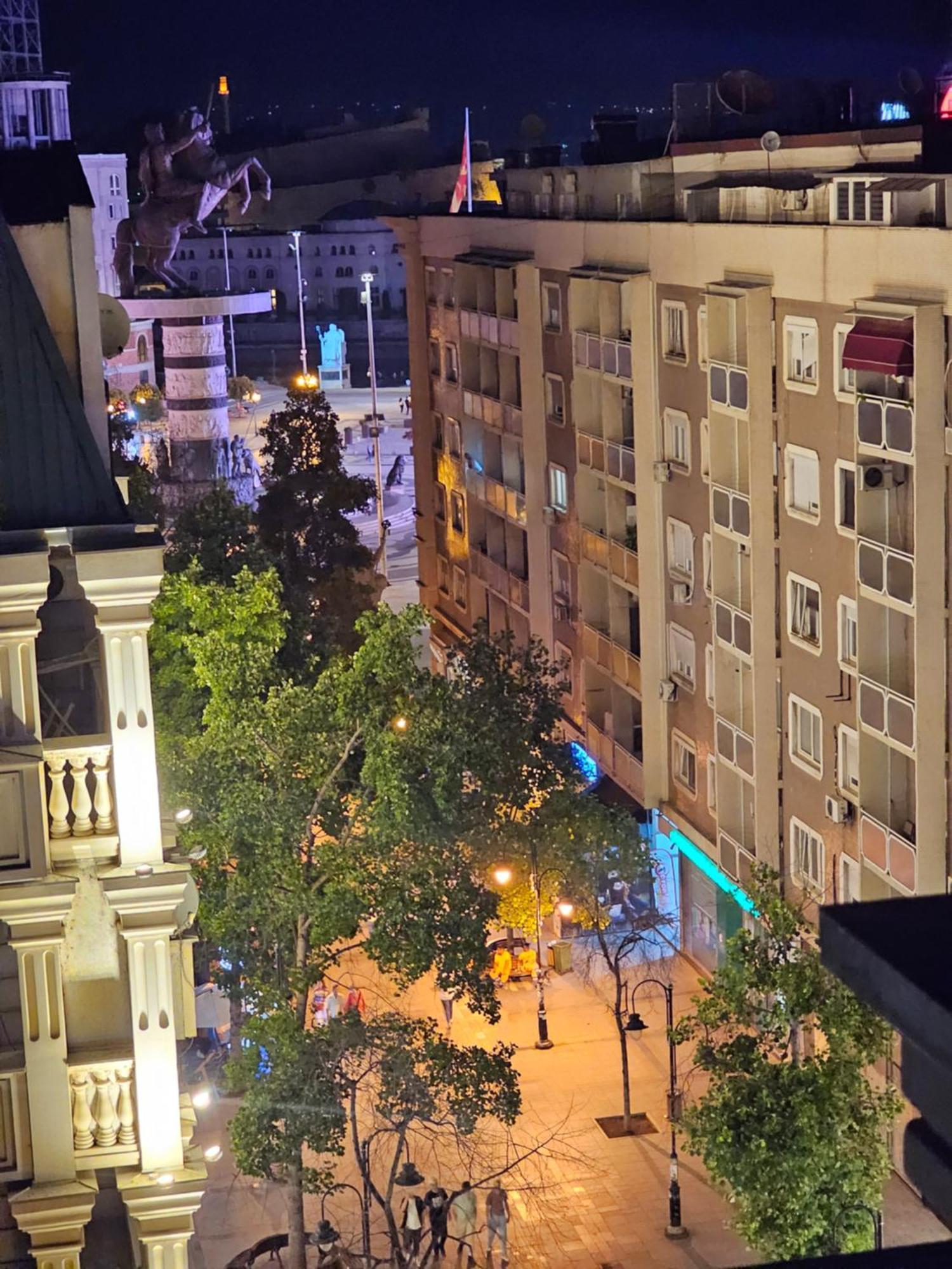 Fantazy Apartment Main Square Skopje Extérieur photo